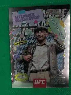 2025 Topps Chrome UFC - Tailor Made Alexander Volkanovski #TRM-3